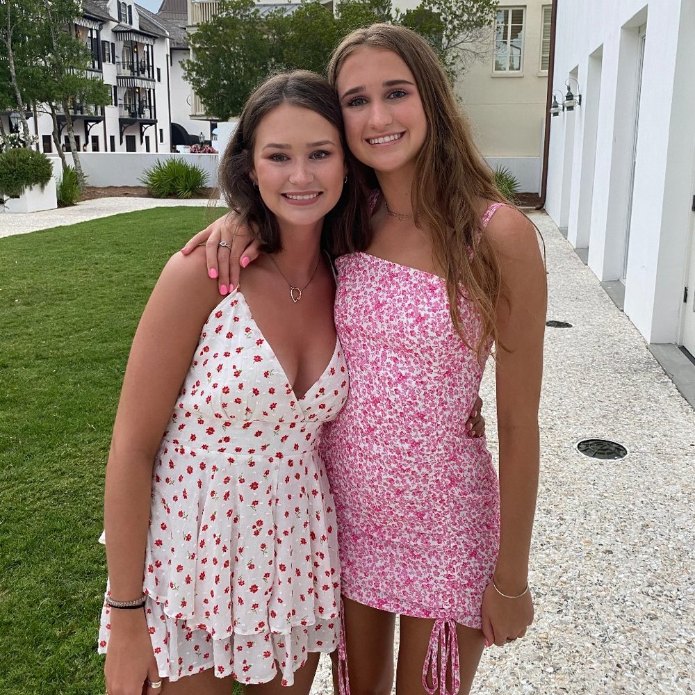 Meet your Posher, Leigh